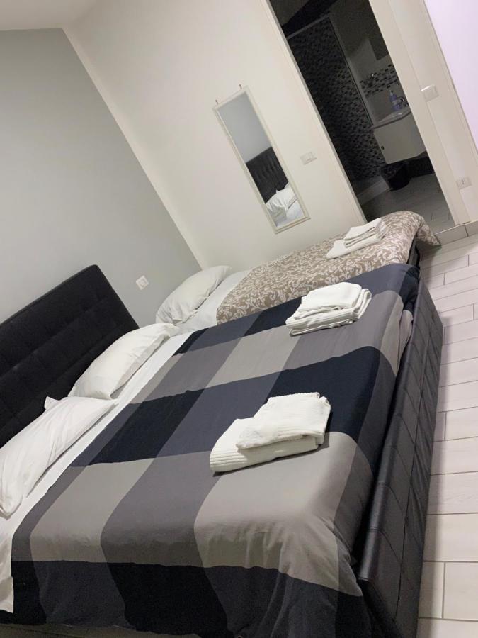 Neapolis Center Bed & Breakfast ภายนอก รูปภาพ