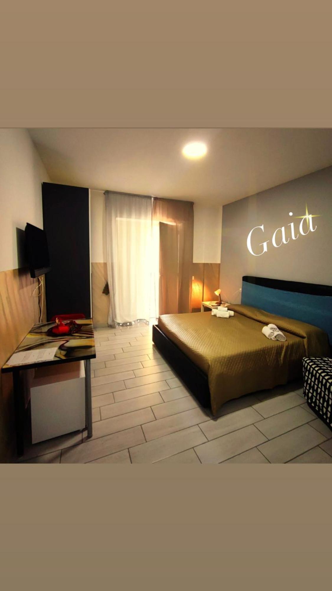 Neapolis Center Bed & Breakfast ภายนอก รูปภาพ