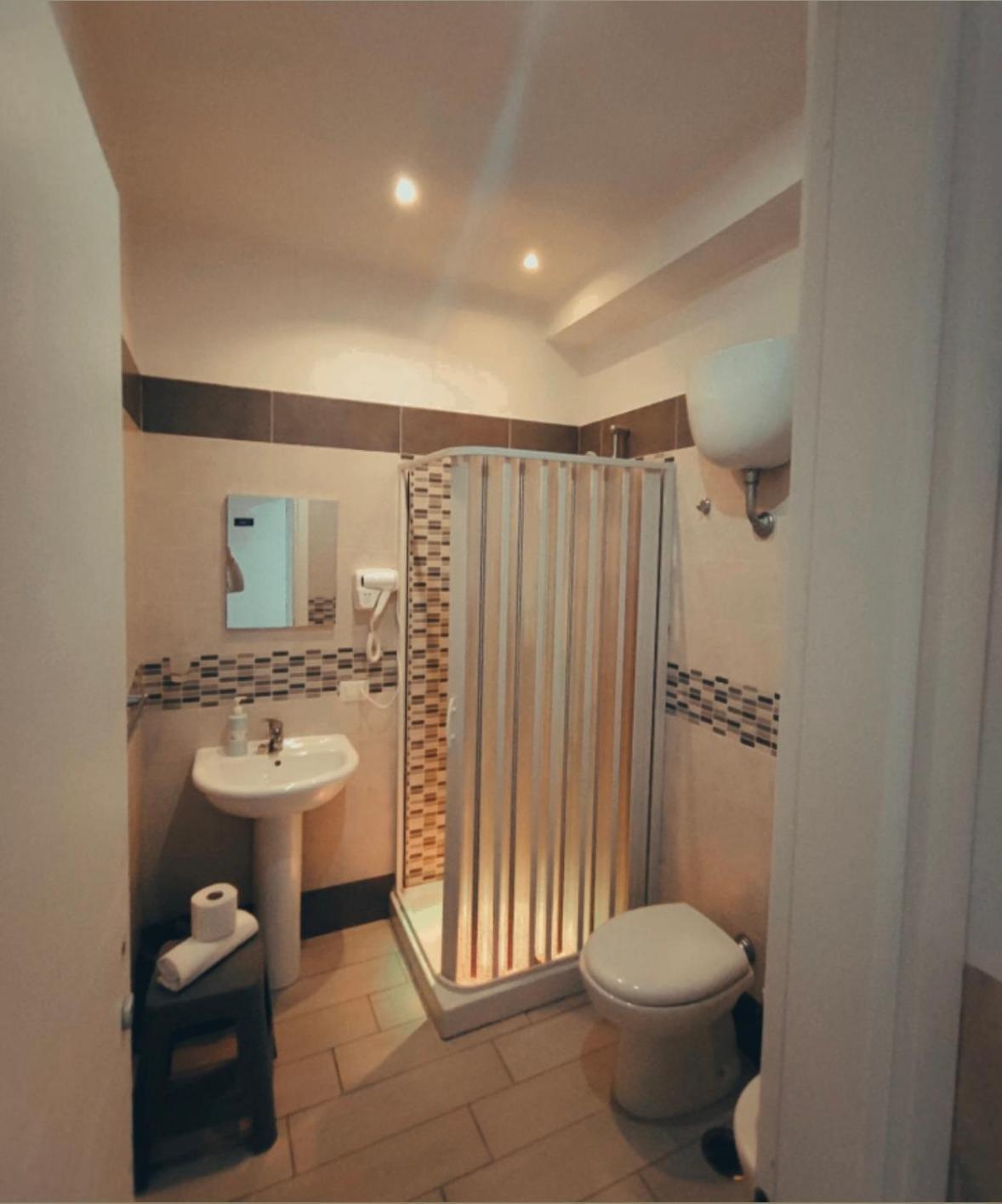Neapolis Center Bed & Breakfast ภายนอก รูปภาพ