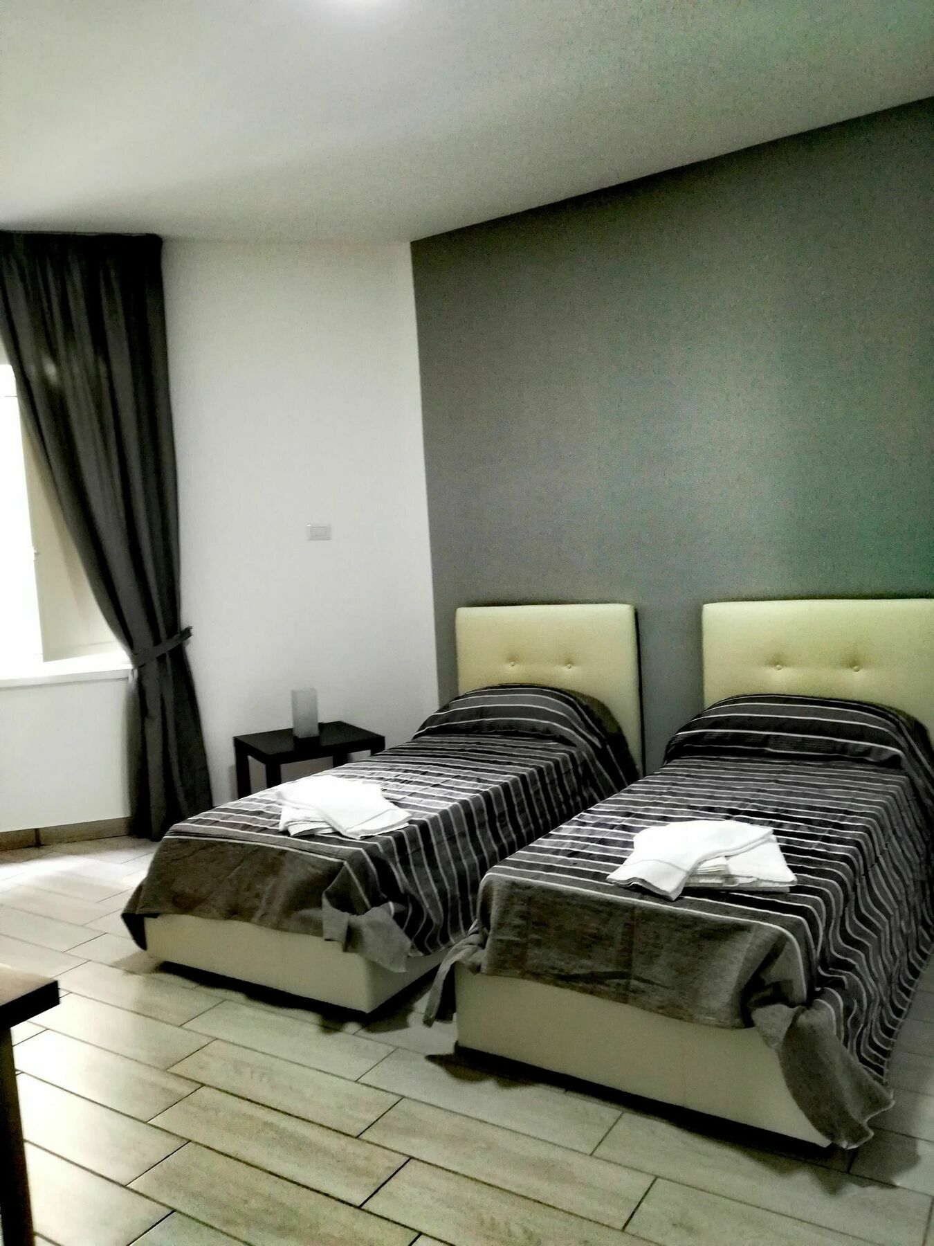 Neapolis Center Bed & Breakfast ภายนอก รูปภาพ